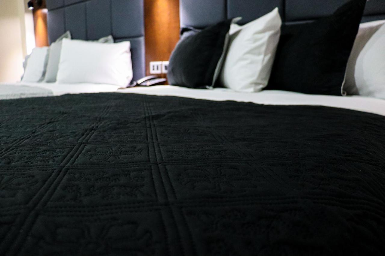 Hotel Mision 11 Тихуана Екстериор снимка