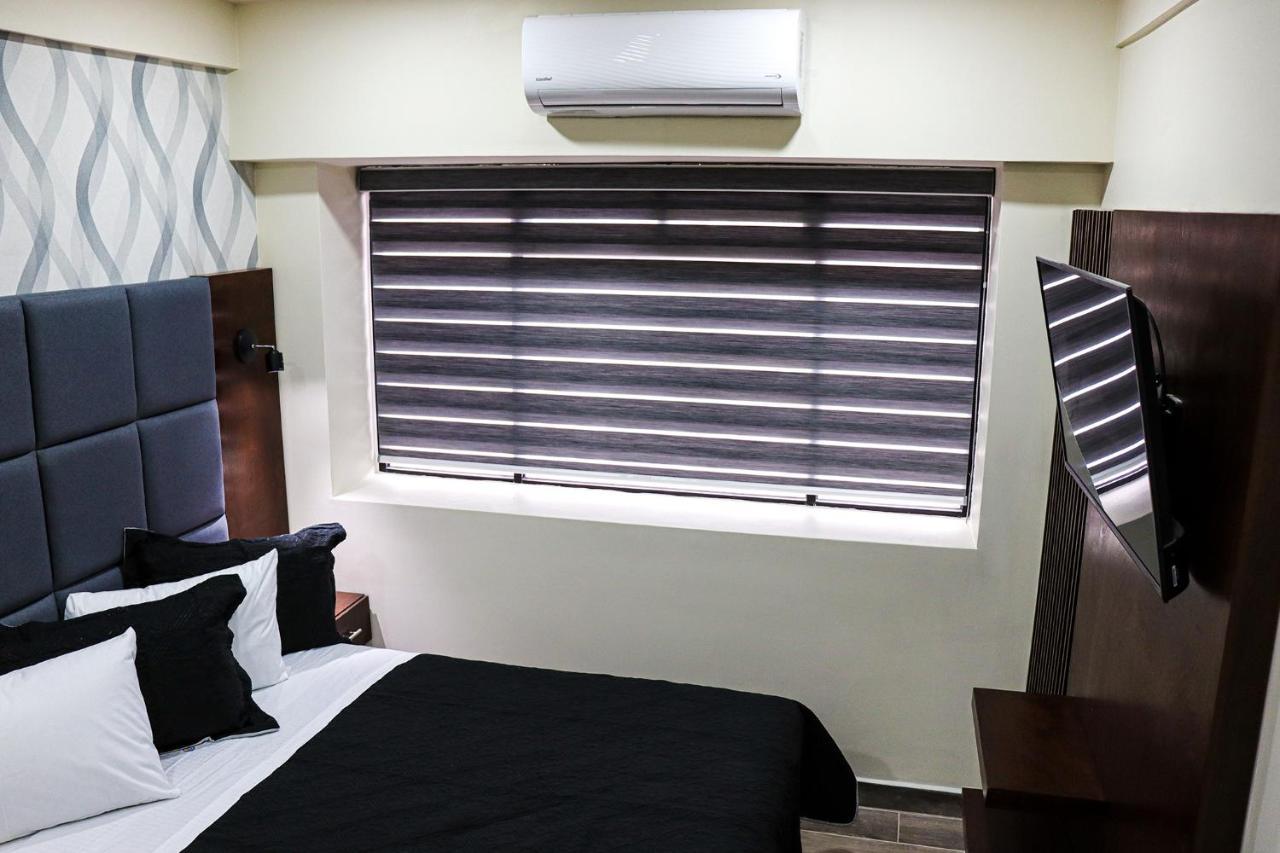 Hotel Mision 11 Тихуана Екстериор снимка